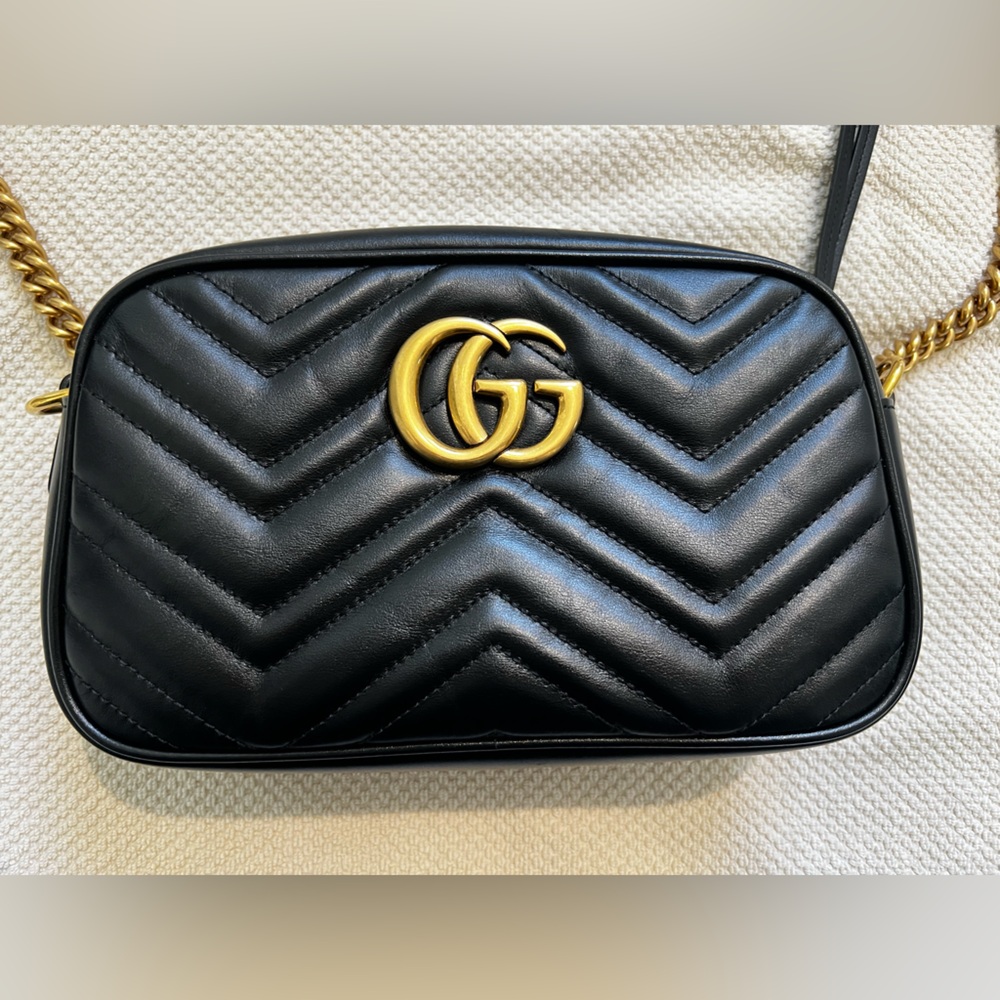 GG Small Marmont Bag in Black